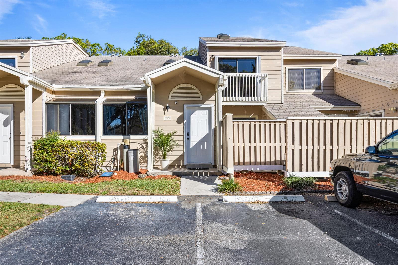 7176 Sportsmans Drive, North Lauderdale FL 33068 photo 2