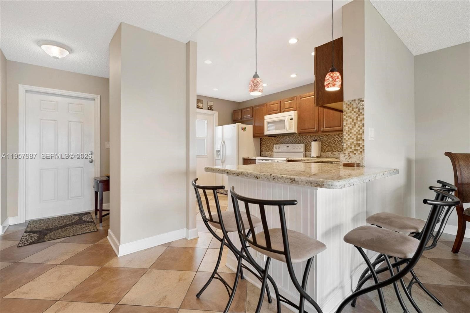 1000 NE 14th Ave # 602, Hallandale Beach FL 33009 photo 4