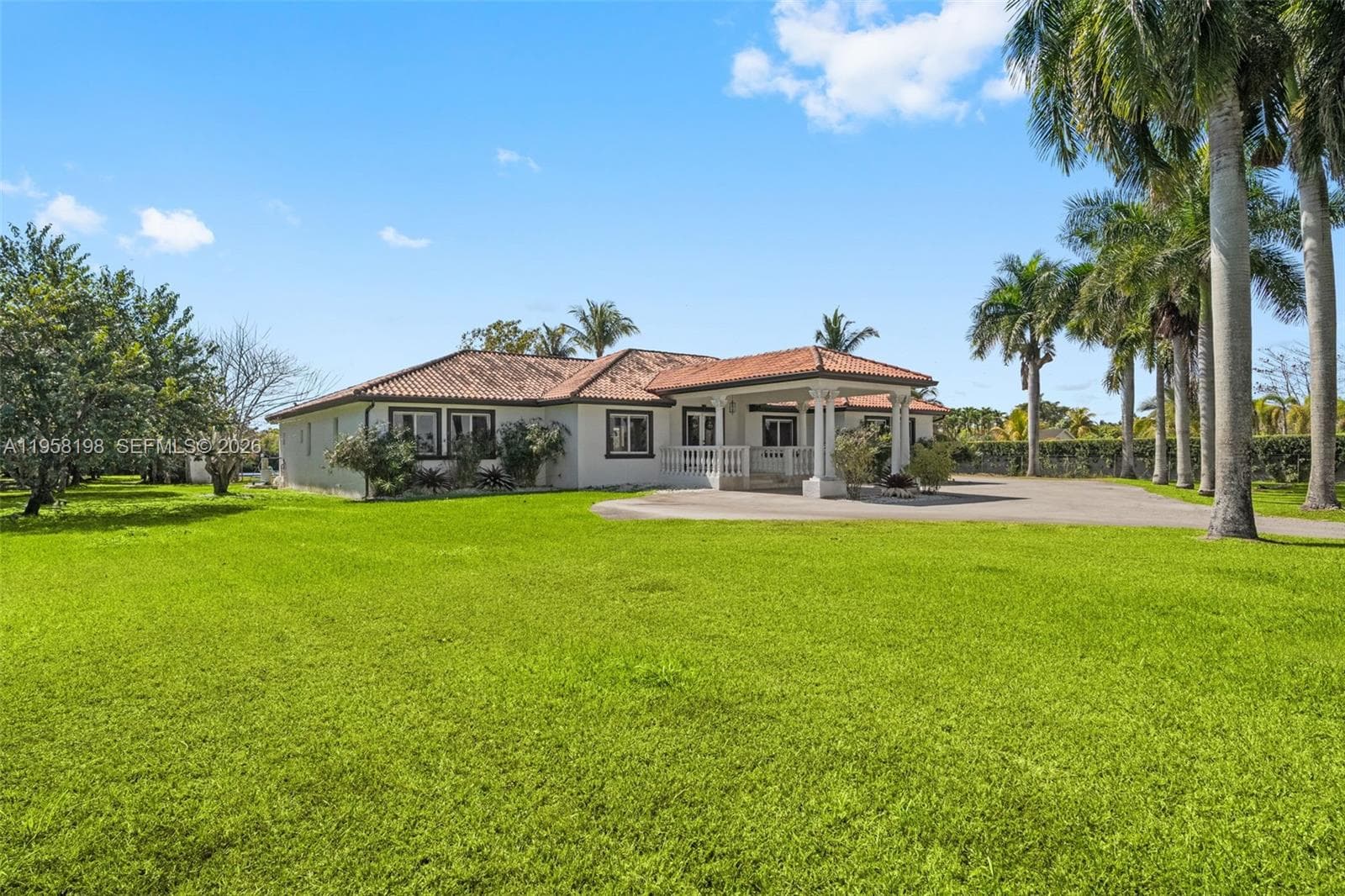 16800 SW 190th St, Miami FL 33187 photo 4