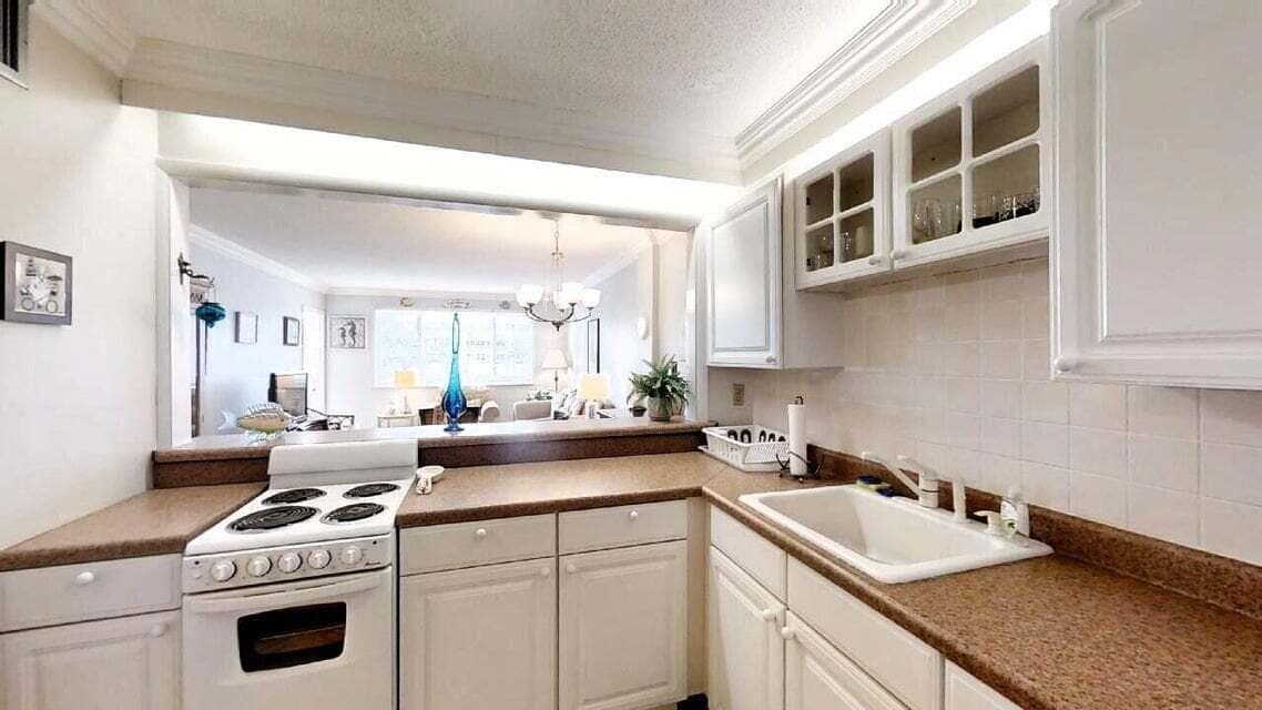2616 Garden Drive N # 209, Lake Worth FL 33461 photo 2
