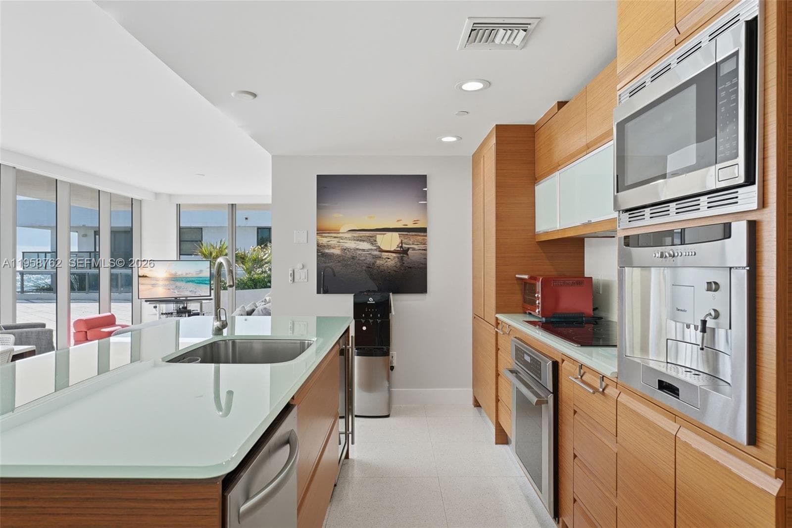5875 Collins Ave # 502, Miami Beach FL 33140 photo 5