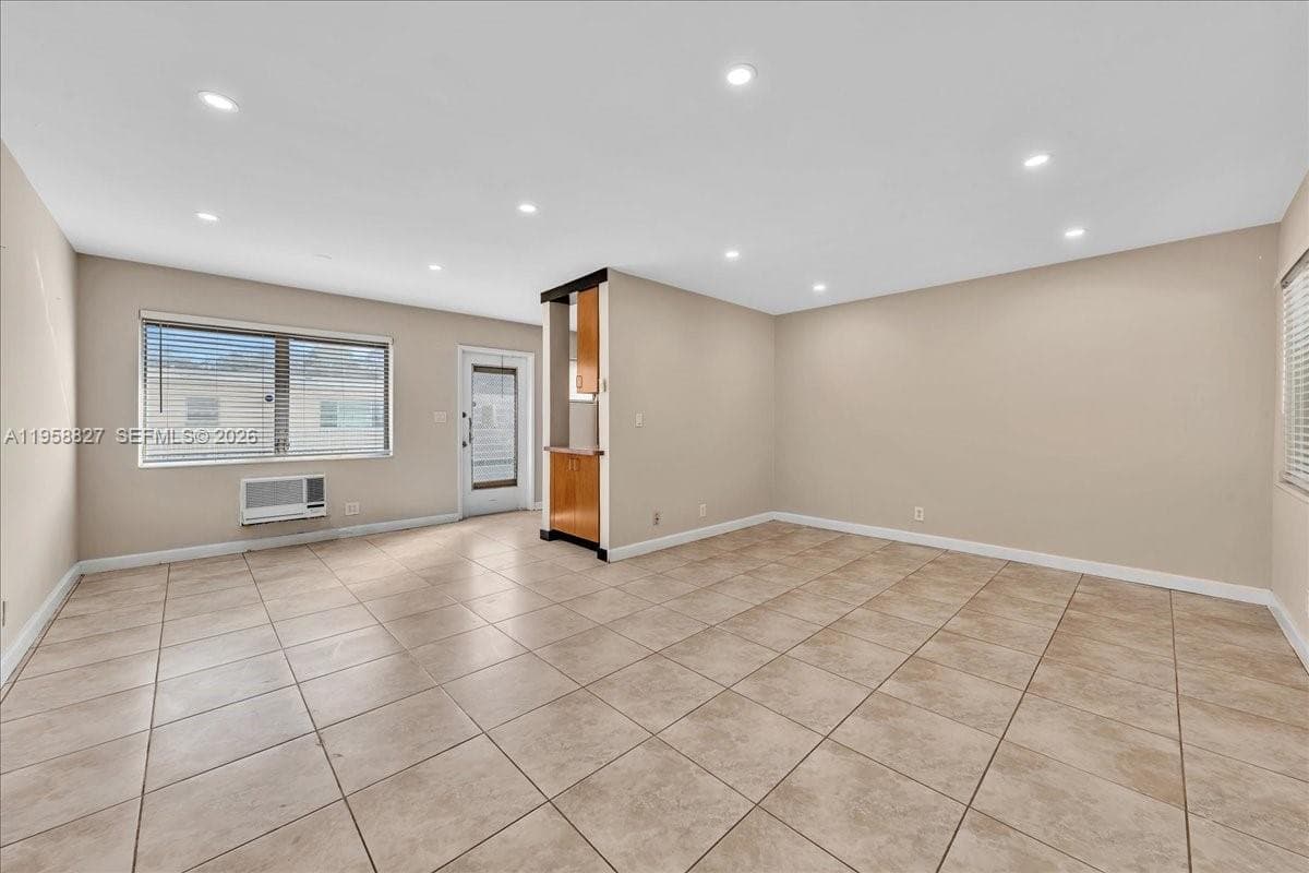 707 S 19th Ave # 9, Hollywood FL 33020 photo 4