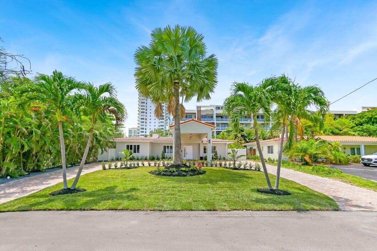 3025 Center Avenue, Fort Lauderdale FL 33308 photo 3