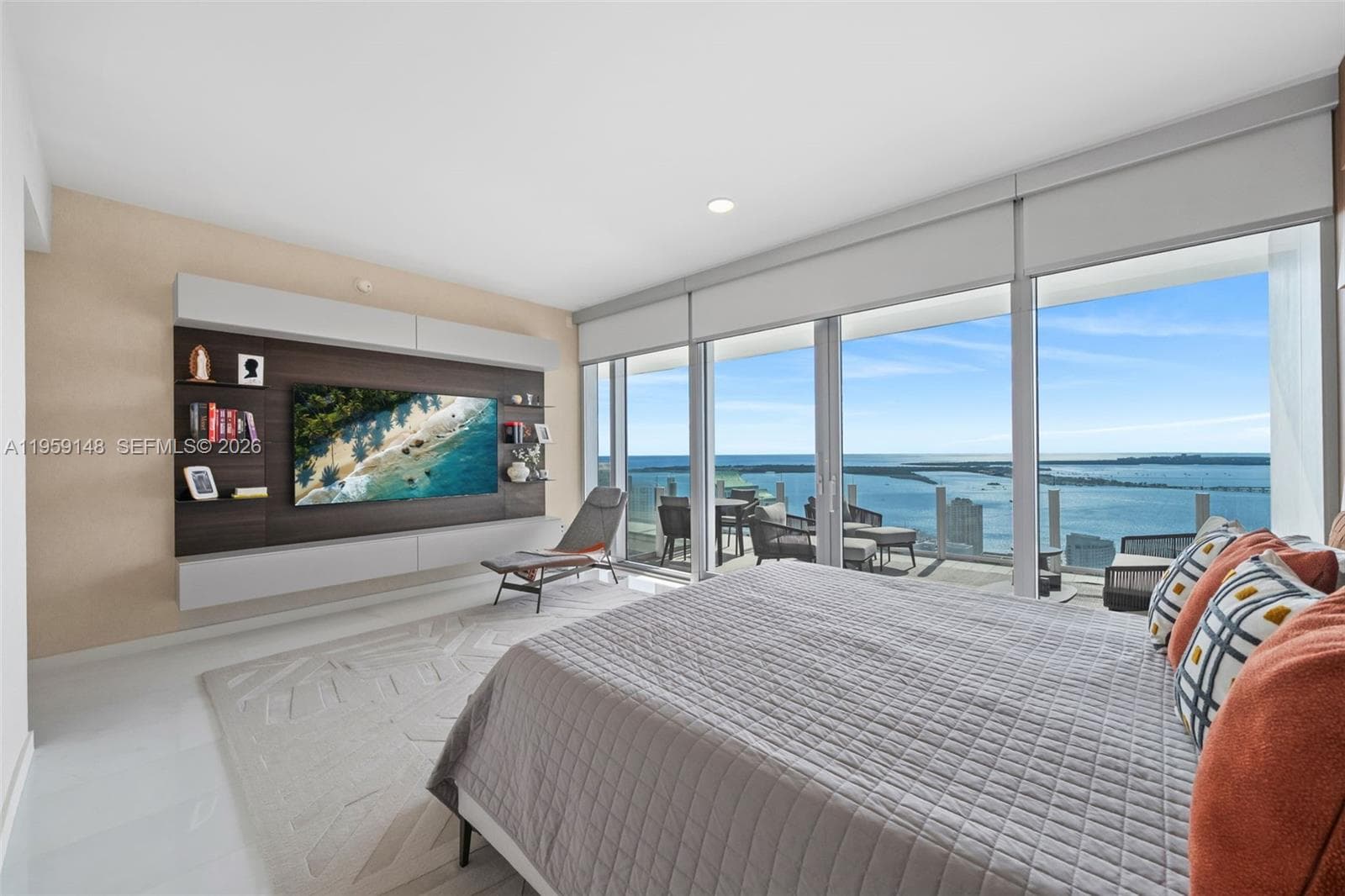 300 Biscayne Blvd Way # 4602, Miami FL 33131 photo 3