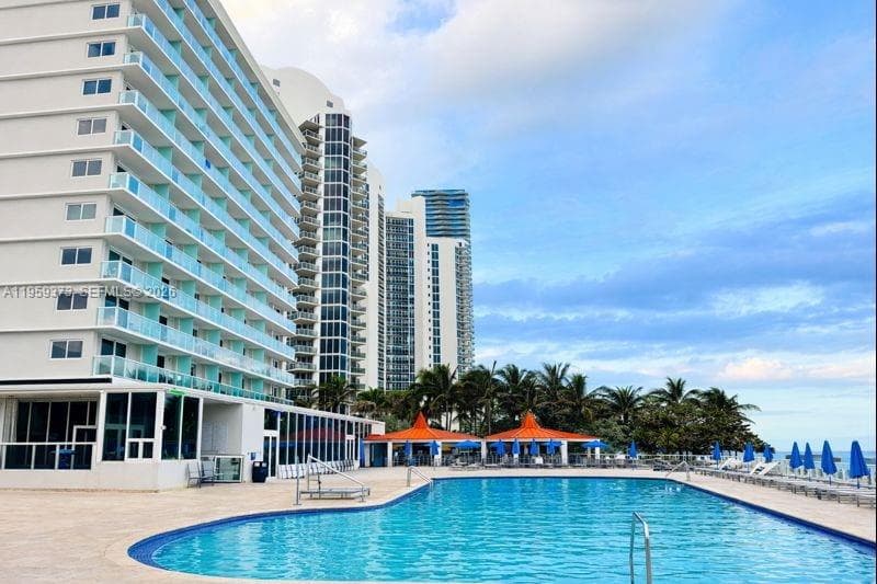 19201 Collins Ave # 707, Sunny Isles Beach FL 33160 photo 2
