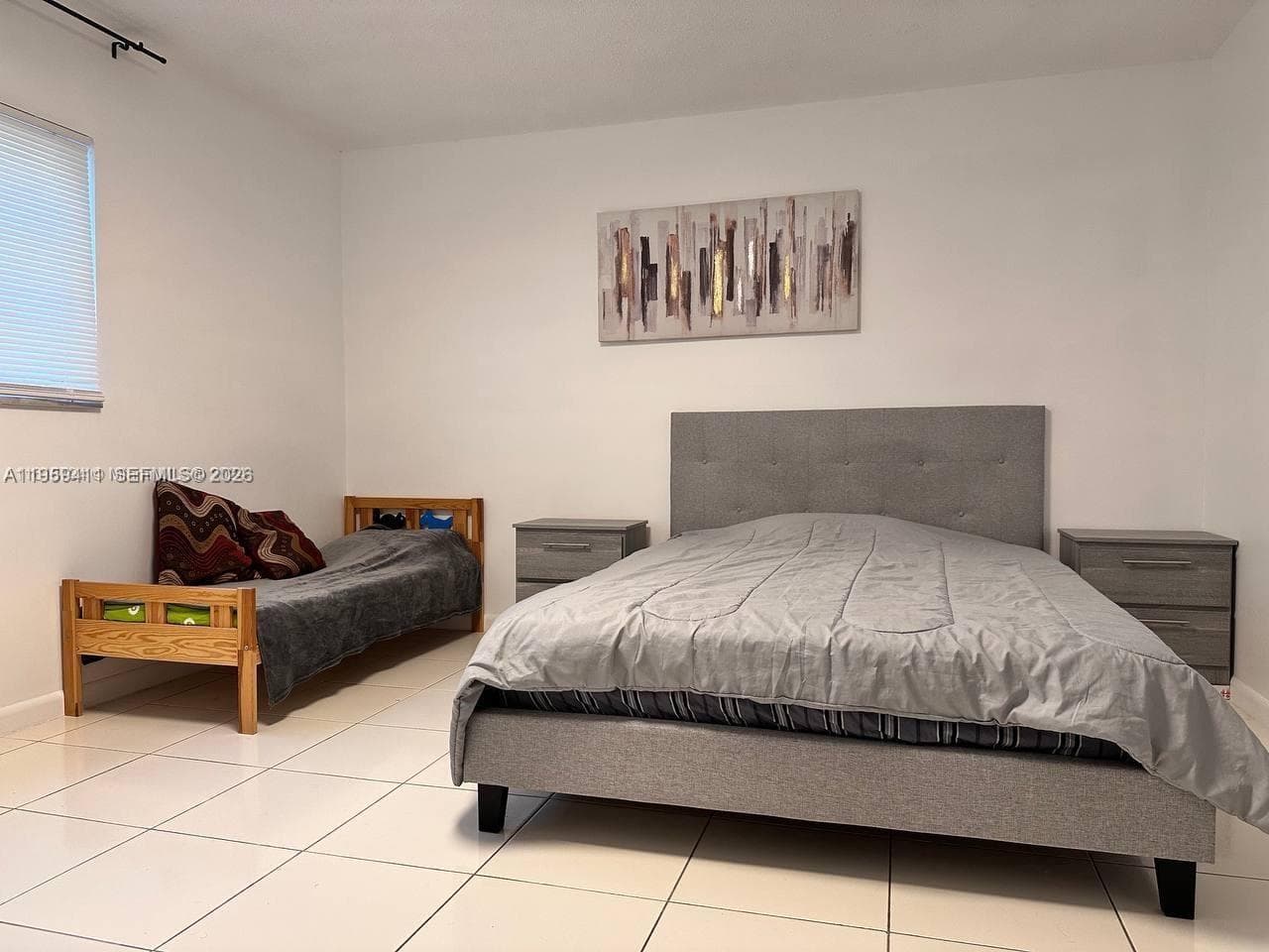 319 NE 14th Ave # 106, Hallandale Beach FL 33009 photo 2