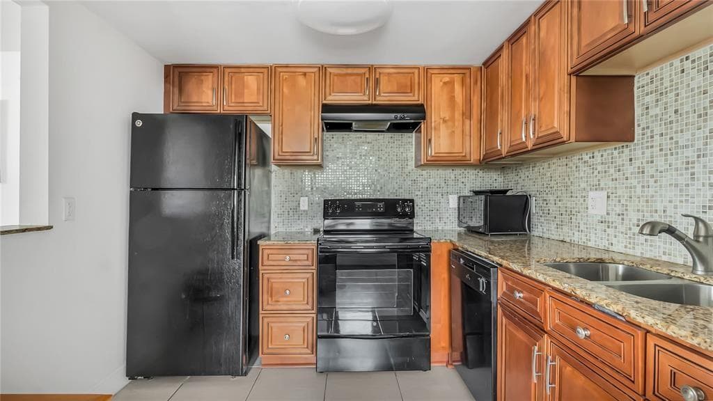 703 Brittany # O, Delray Beach FL 33446 photo 2