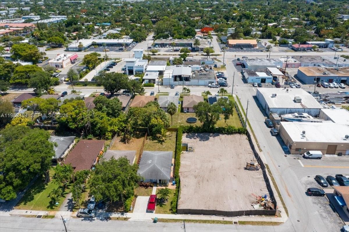 3250 NE 3rd Ave, Oakland Park FL 33334 photo 4