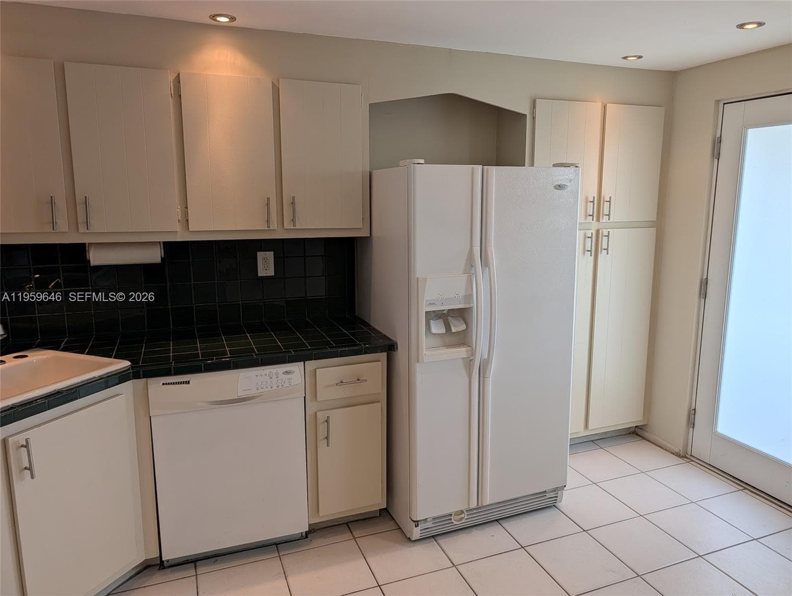 1075 NE Miami Gardens Dr # 509, Miami FL 33179 photo 5