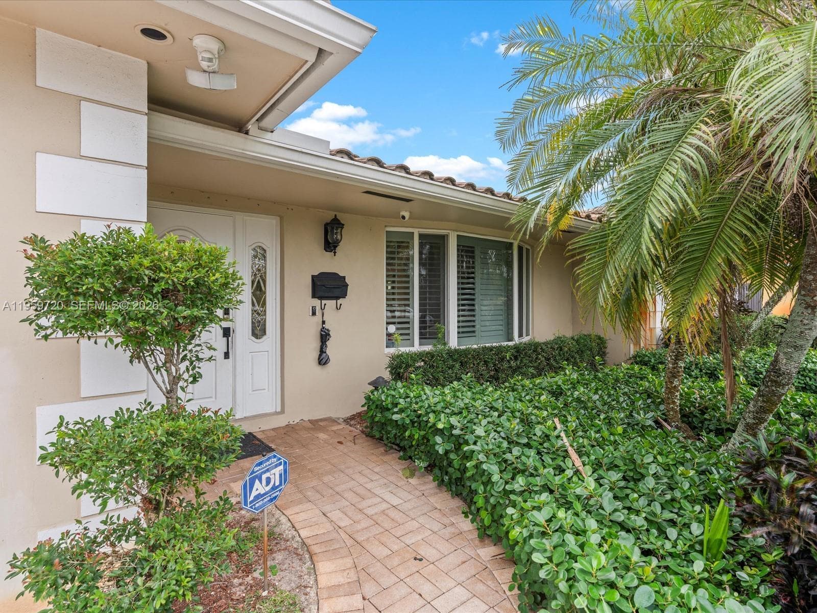 1113 N 46th Ter, Hollywood FL 33021 photo 5