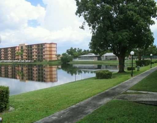 285 NE 191st St # 2907, Miami FL 33179 photo 3