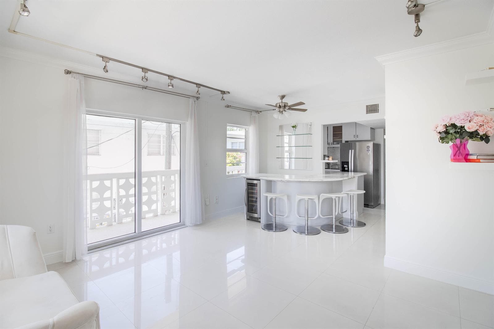 900 Euclid Avenue # 8, Miami Beach FL 33139 photo 3