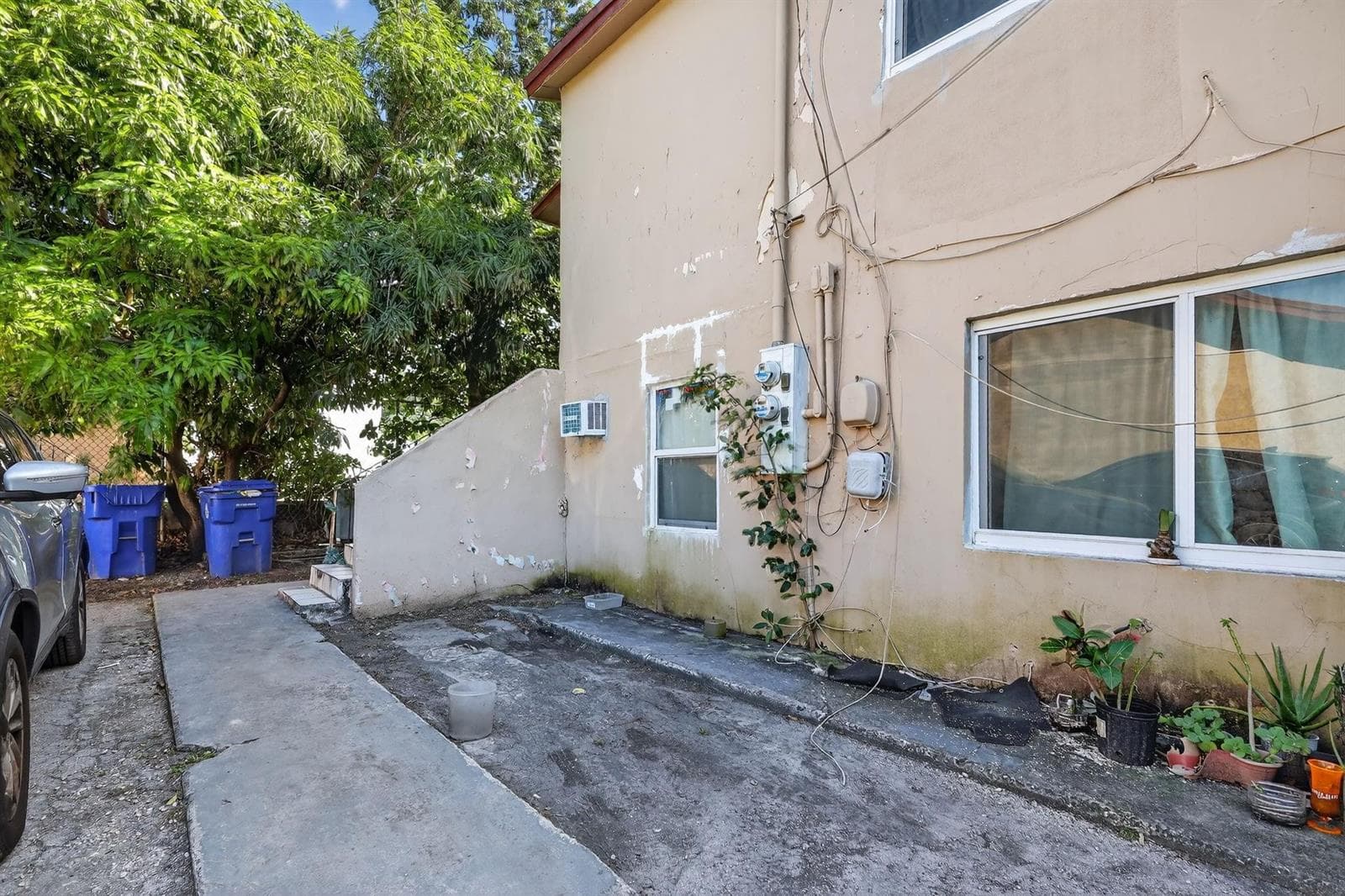 2168 NW 28 Street, Miami FL 33142 photo 5