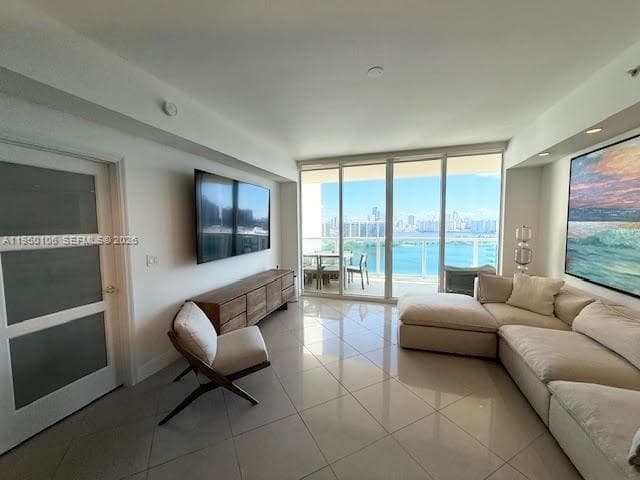3330 NE 190th St # 1815, Aventura FL 33180 photo 5