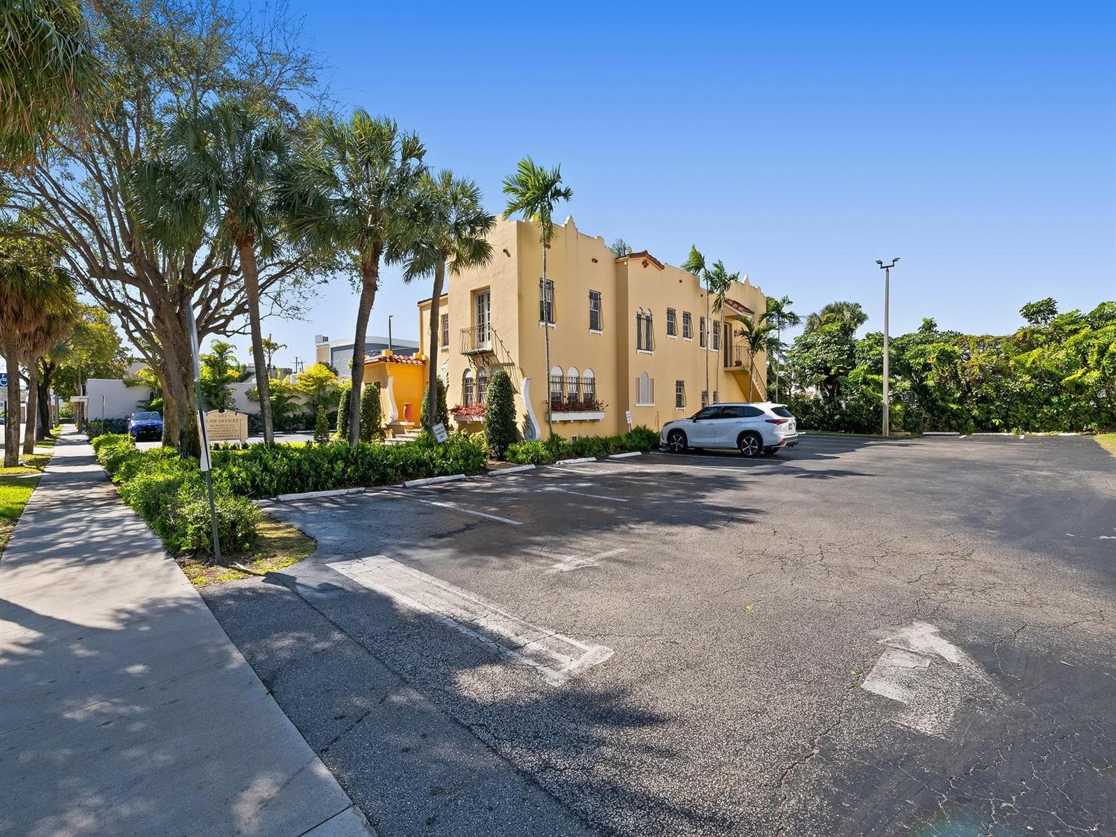 1313 S Andrews Avenue, Fort Lauderdale FL 33316 photo 2