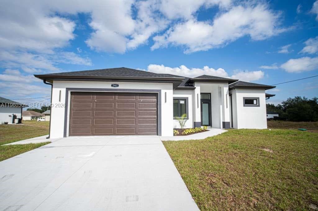 2903 E 17th St, Lehigh Acres FL 33972
