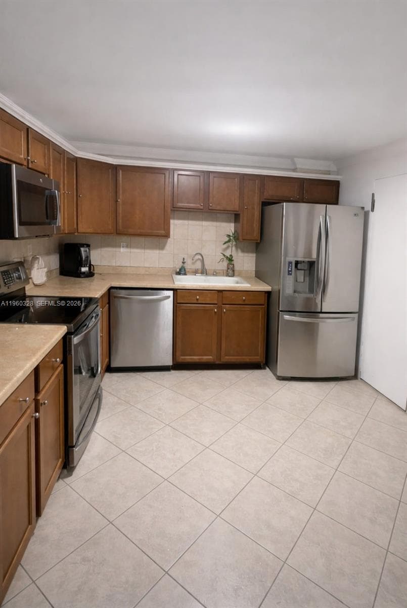 1470 NE 125th Ter # 701, North Miami FL 33161 photo 2