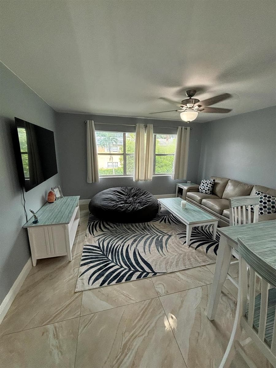440 SE 2nd Avenue # 21, Deerfield Beach FL 33441 photo 2