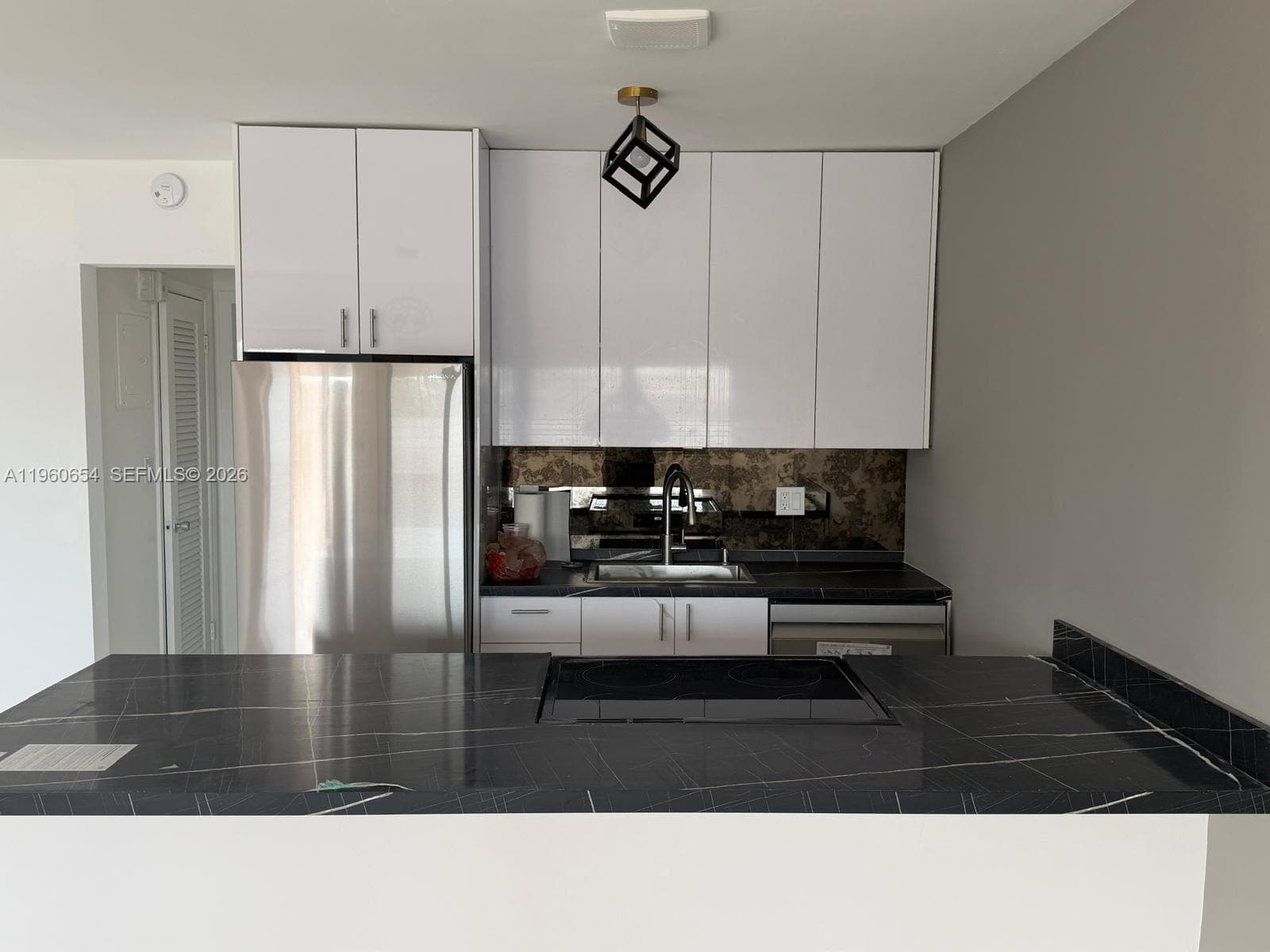 725 SW 11th Ave # 17F, Hallandale Beach FL 33009 photo 4