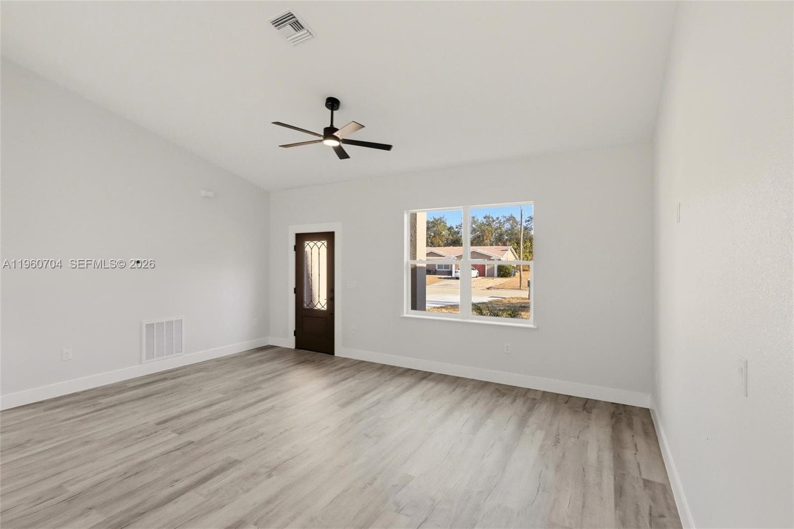 3825 Citroen Dr, Sebring FL 33872 photo 3