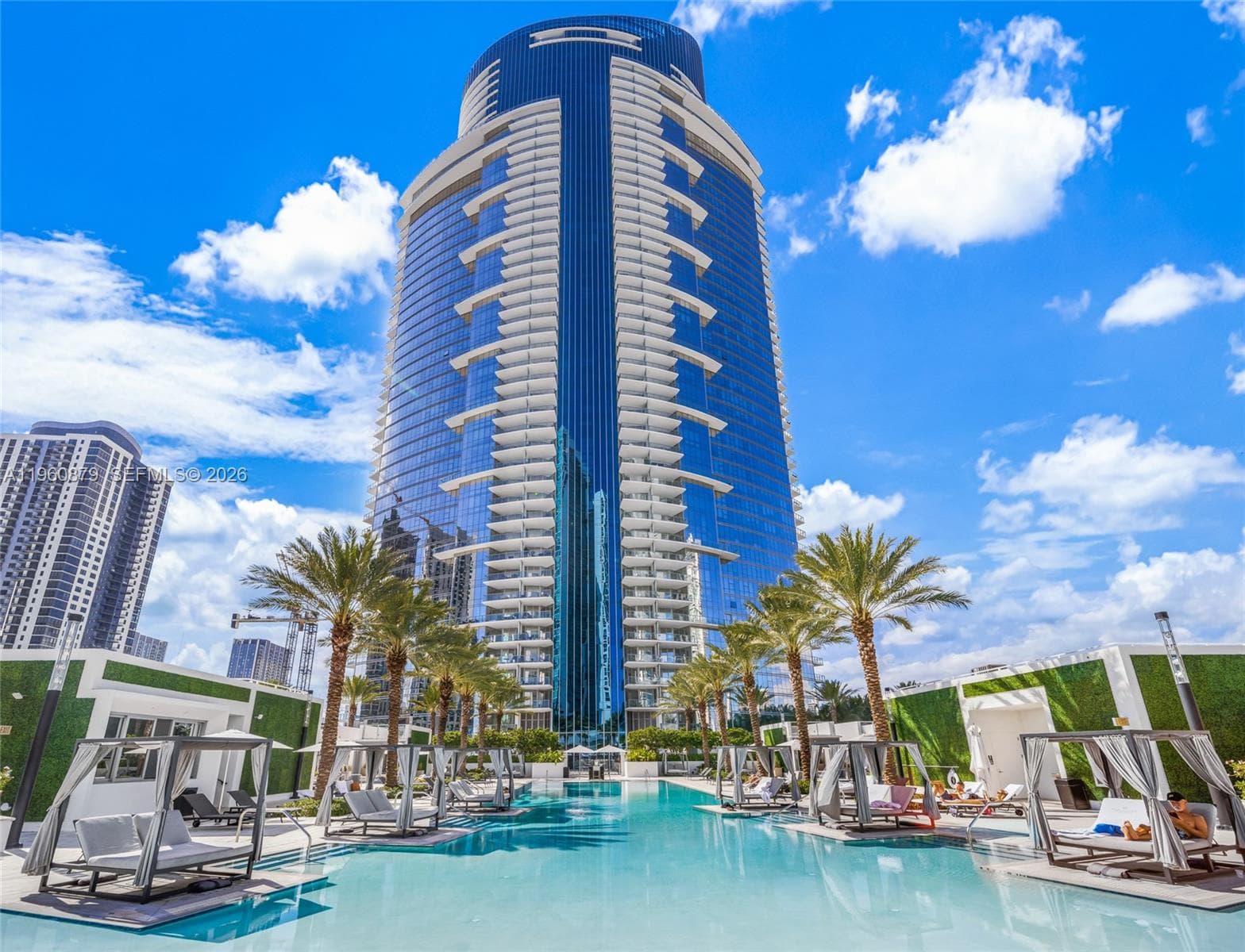 851 NE 1st Ave # 204, Miami FL 33132