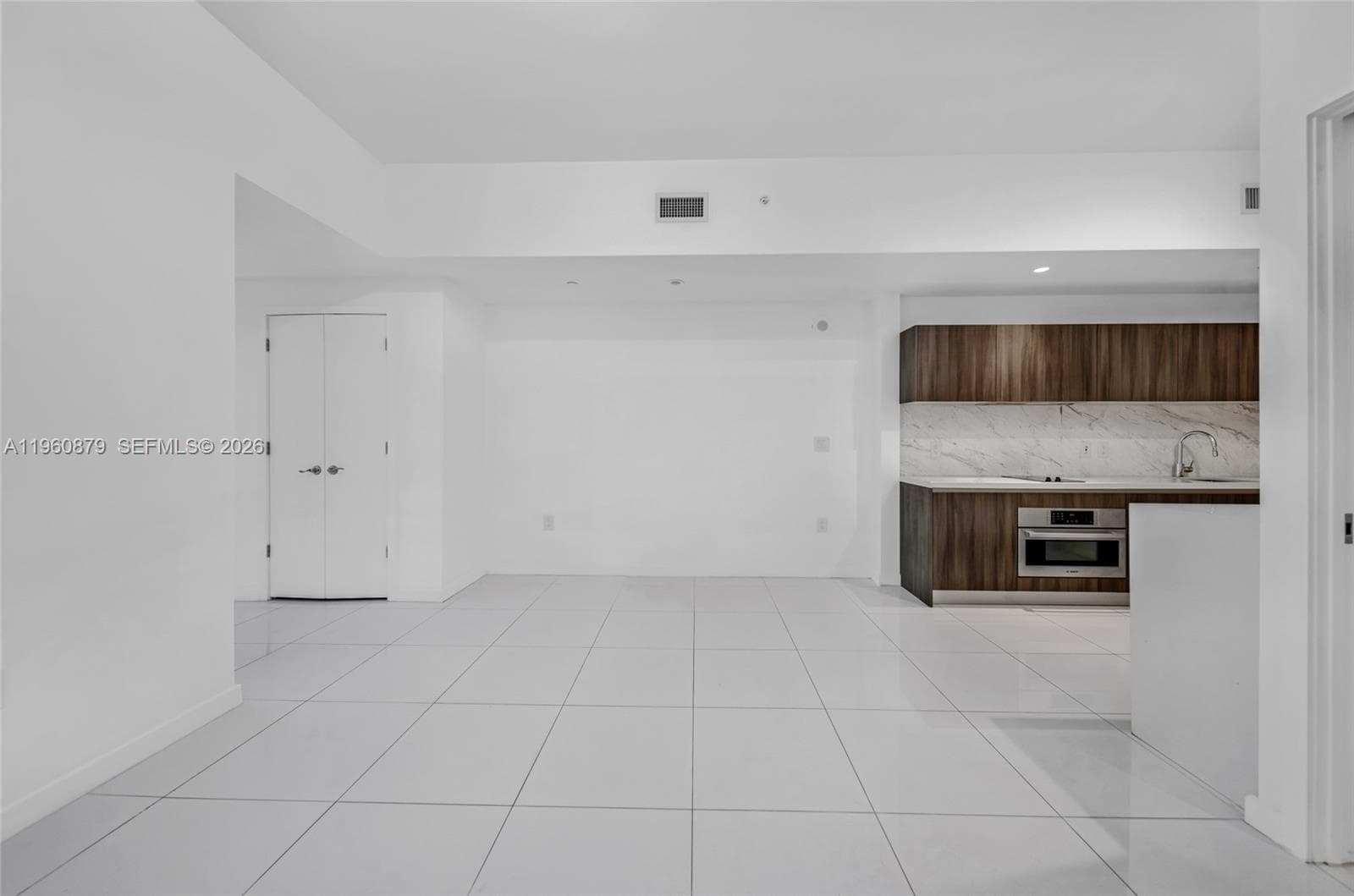 851 NE 1st Ave # 204, Miami FL 33132 photo 5