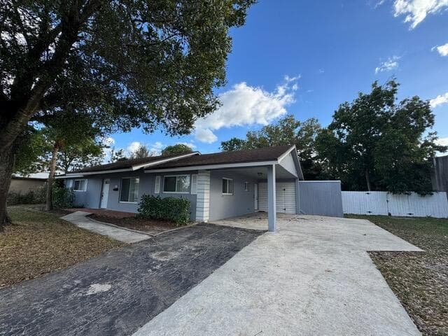 1632 NW 5th Street, Boca Raton FL 33486 photo 3