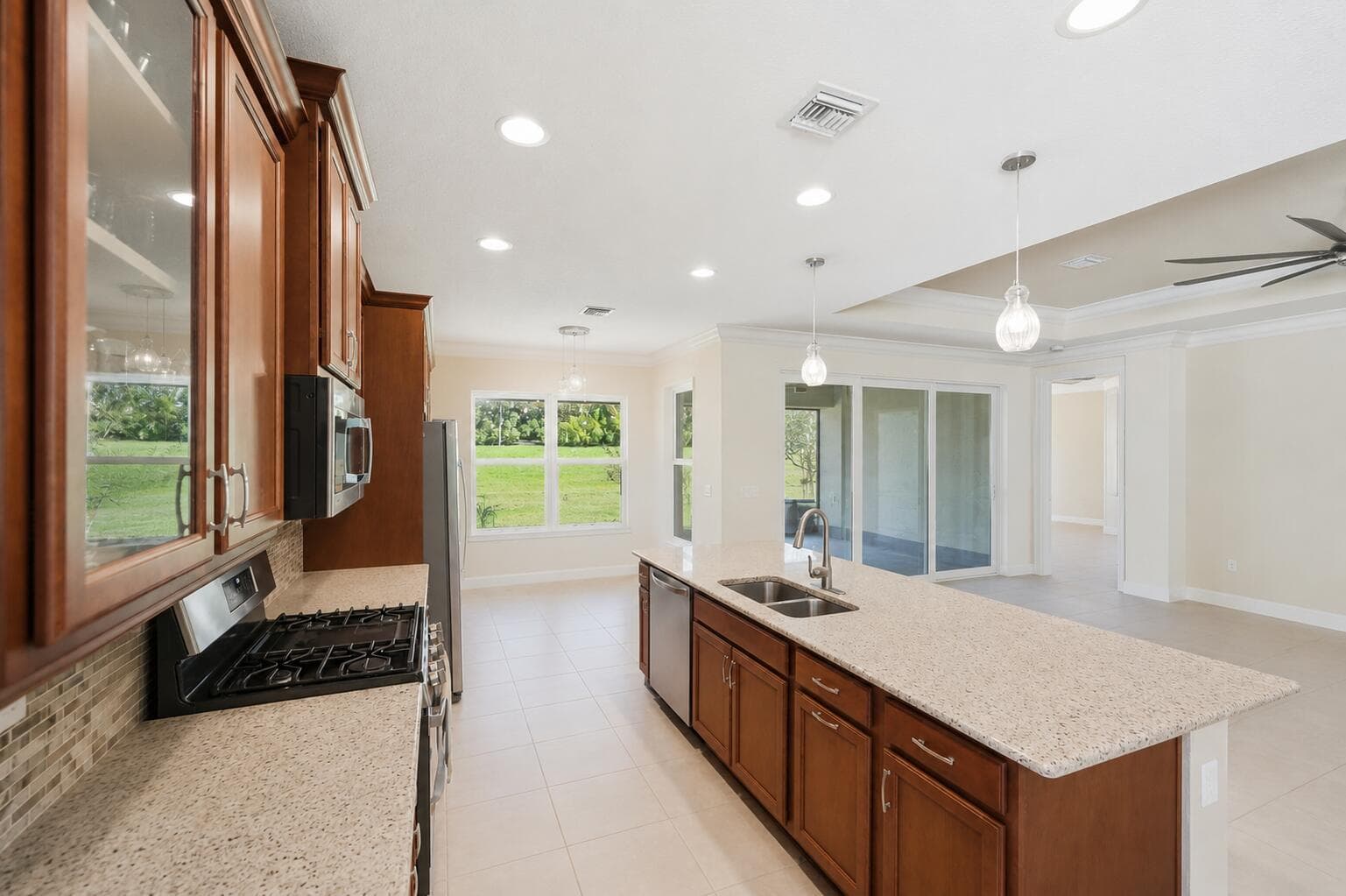 11917 SW Seahorse Springs Terrace, Port St. Lucie FL 34987 photo 4