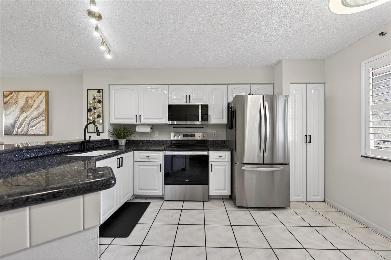 2215 Cypress Island Drive # 701, Pompano Beach FL 33069 photo 2