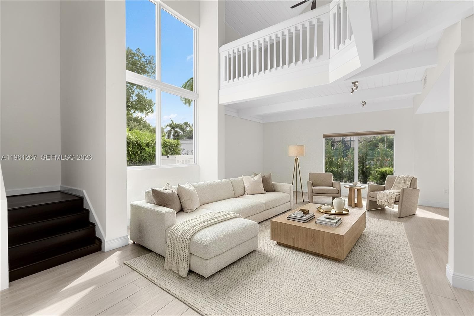 20205 W Oak Haven Cir, Miami FL 33179 photo 2