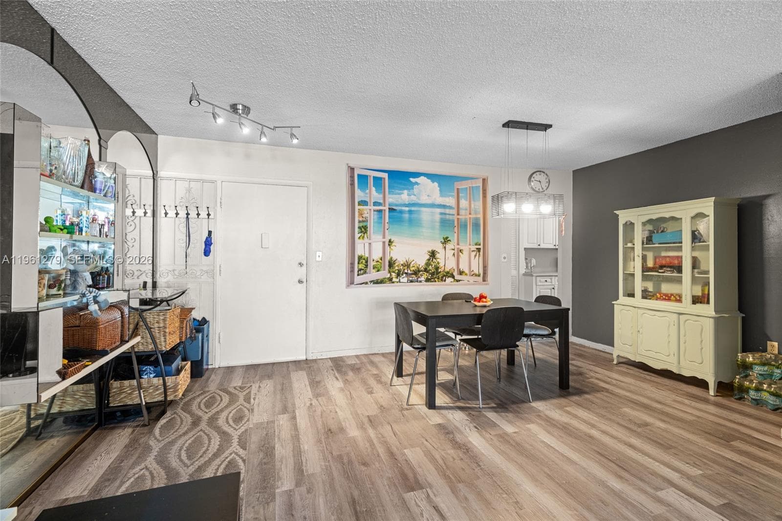 1690 NE 191st St # 1, Miami FL 33179 photo 5