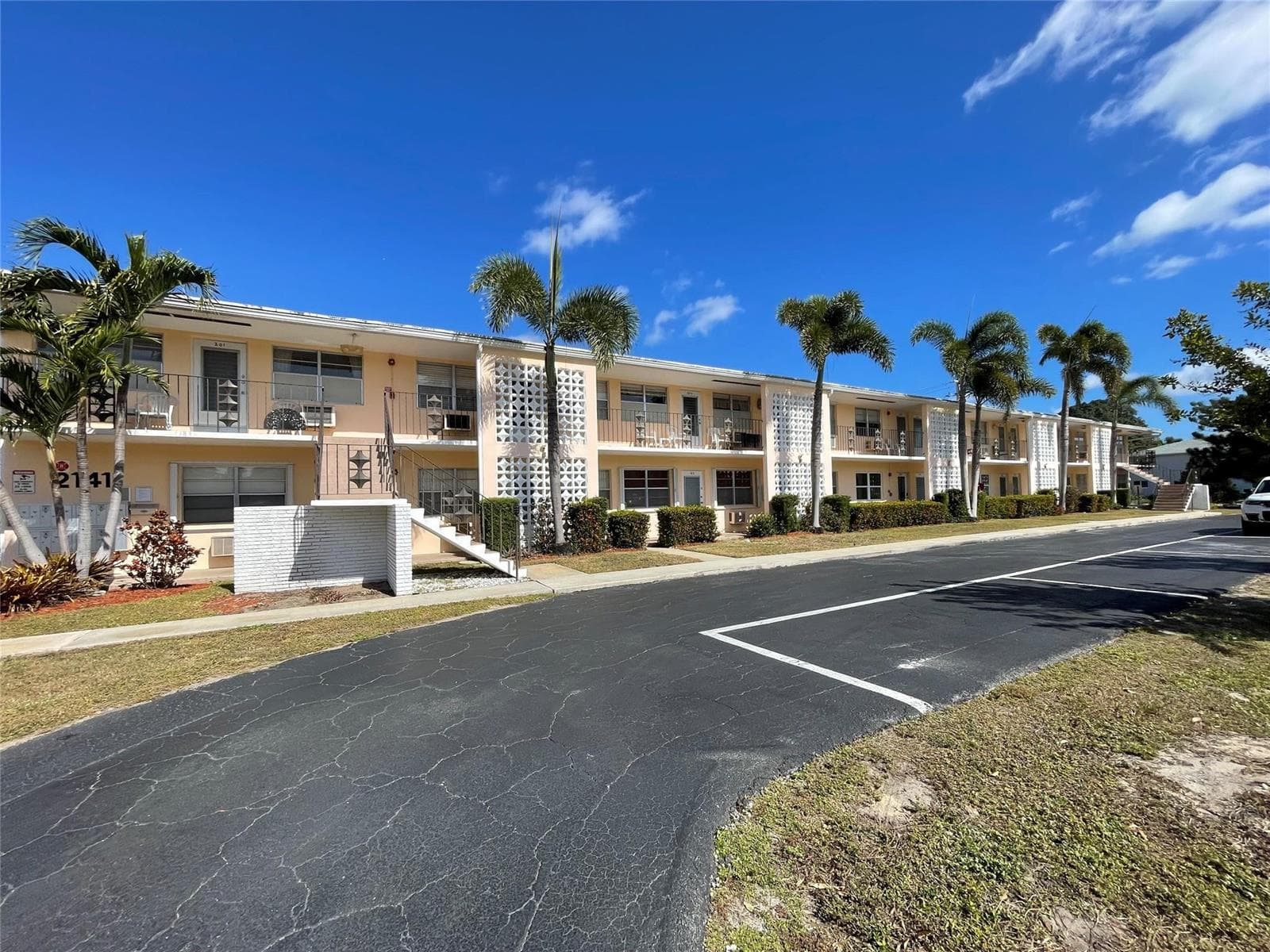 2141 NE 56th Street # 209, Fort Lauderdale FL 33308 photo 4