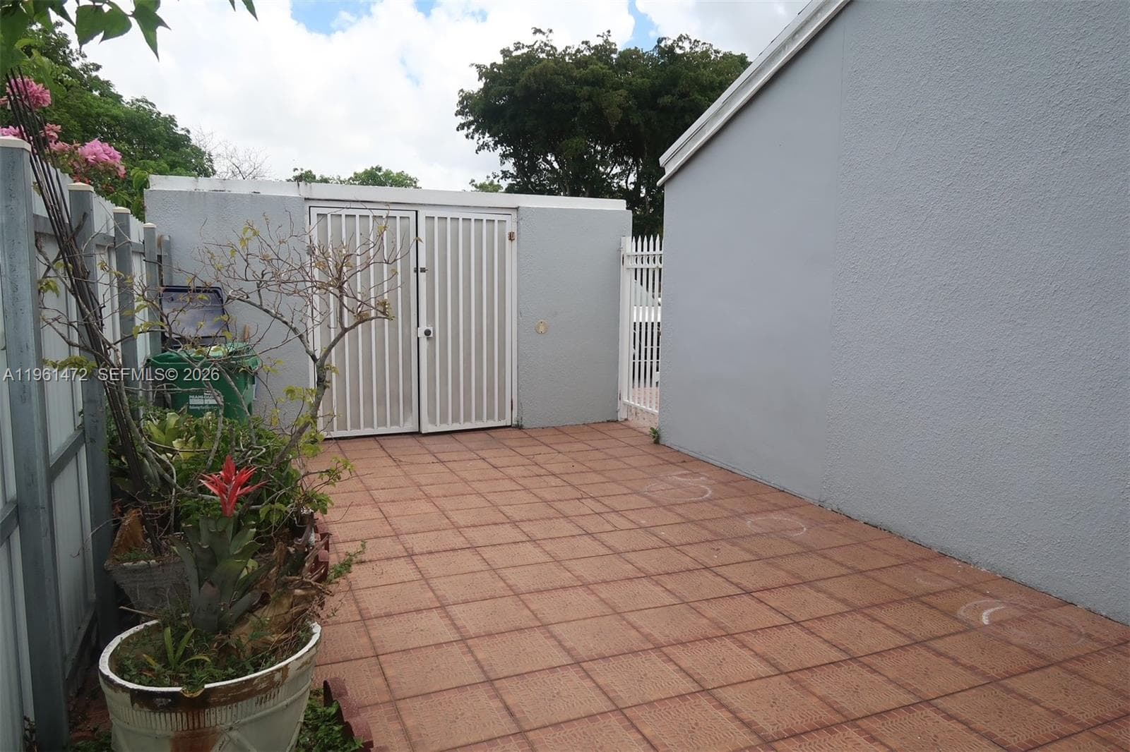 2500 SW 122nd Ct, Miami FL 33175 photo 5