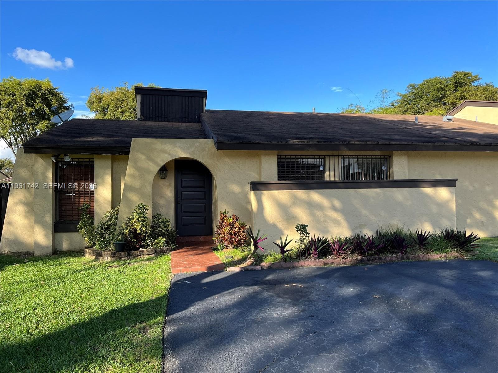 12713 SW 70th Ln, Miami FL 33183 photo 4