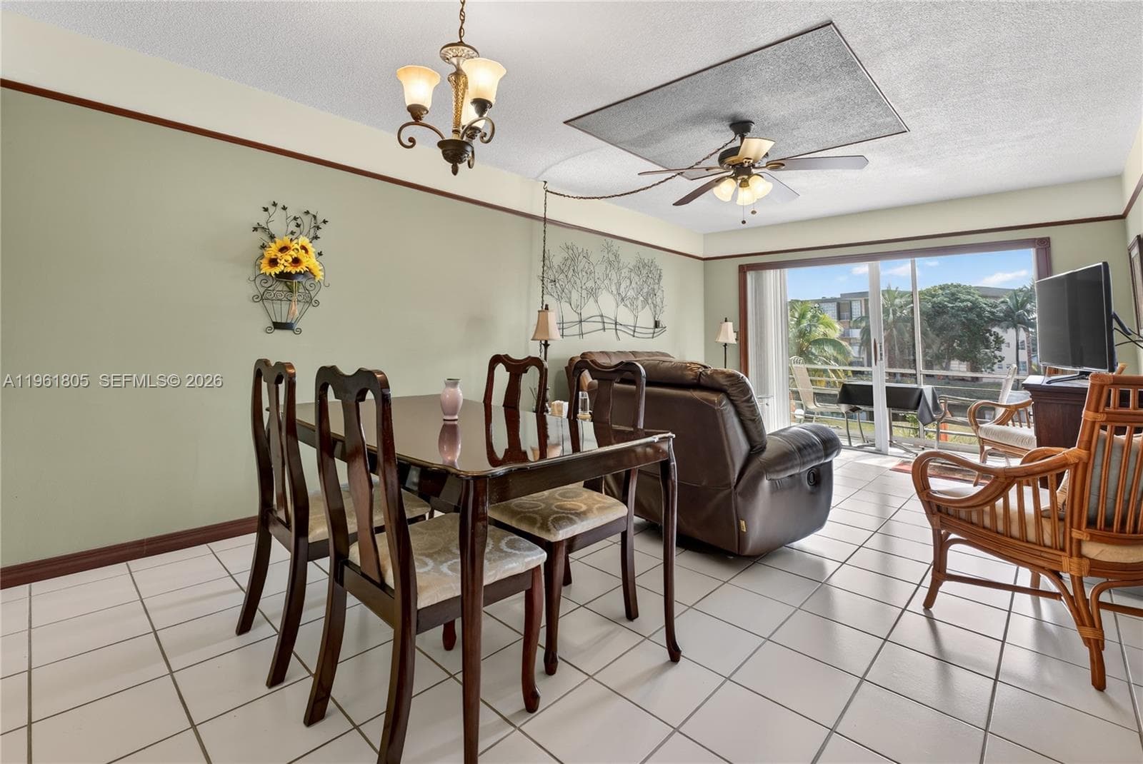 2800 NW 47th Ter # 205B, Lauderdale Lakes FL 33313 photo 4