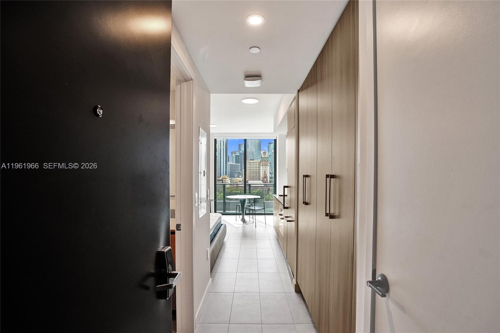 121 NE 5th Street # 1001B, Miami FL 33132 photo 2