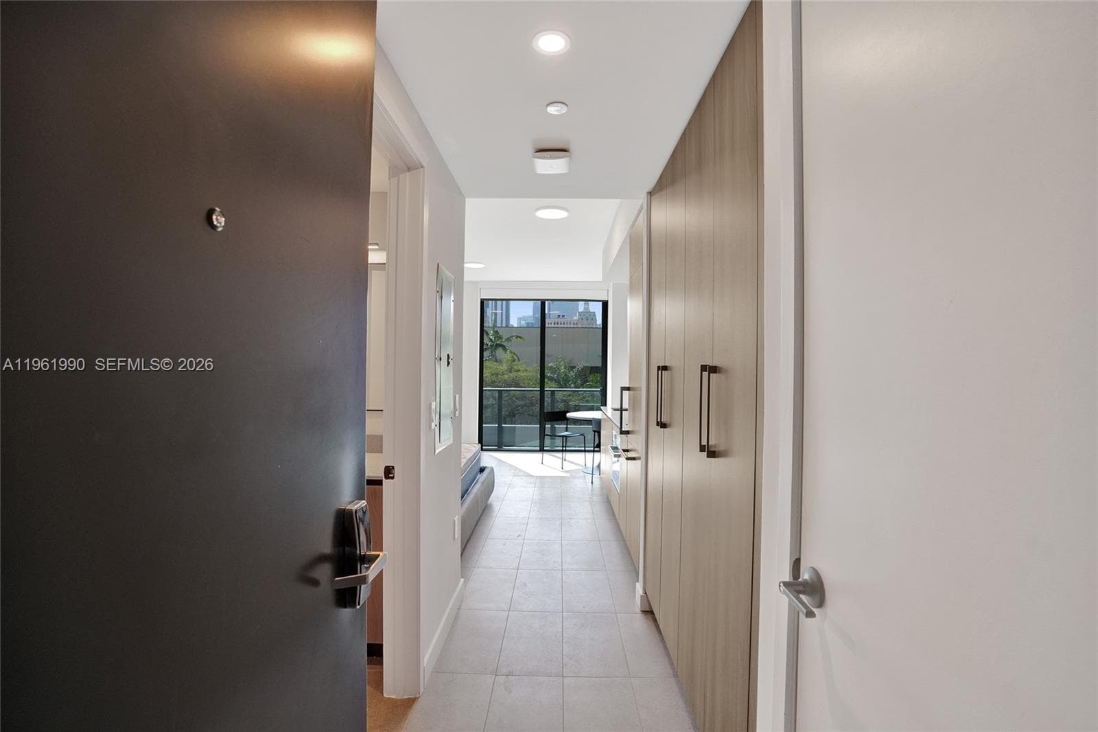 121 NE 5th Street # 401B, Miami FL 33132 photo 2