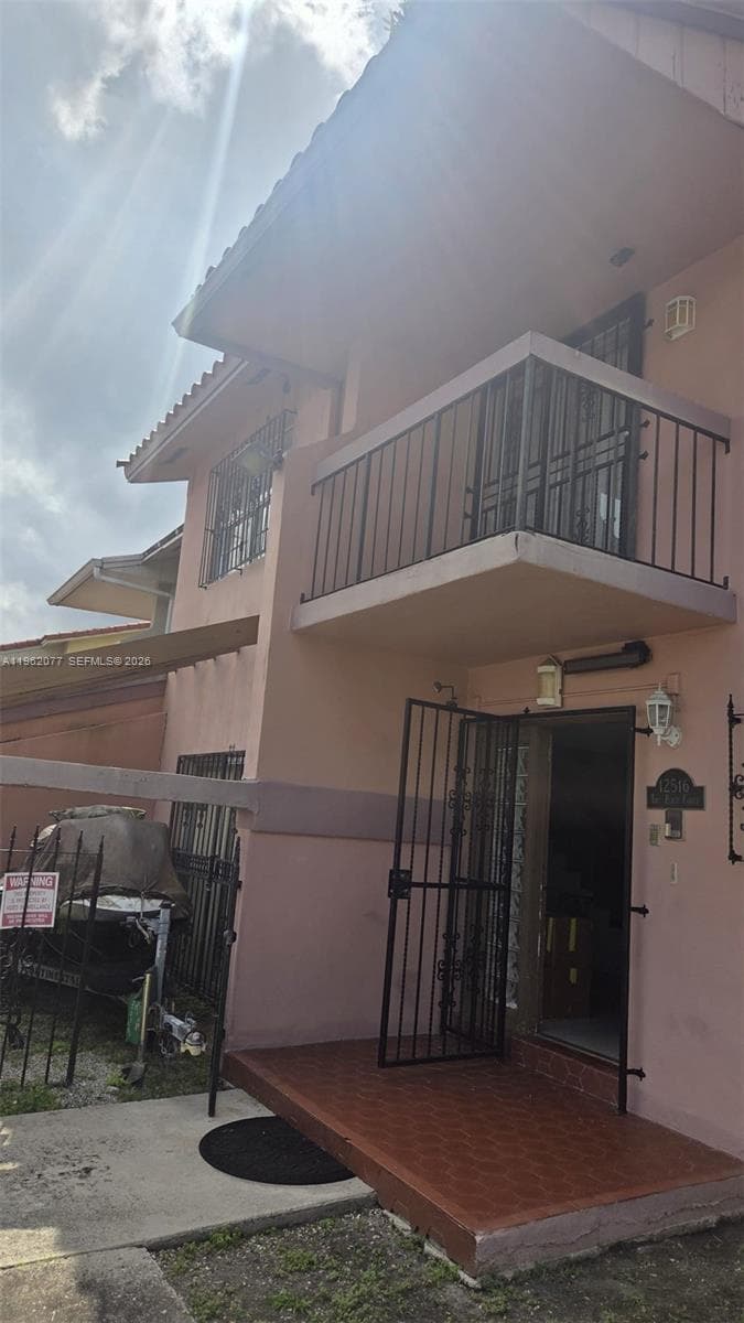 12516 SW 9th Ter # 2, Miami FL 33184 photo 2