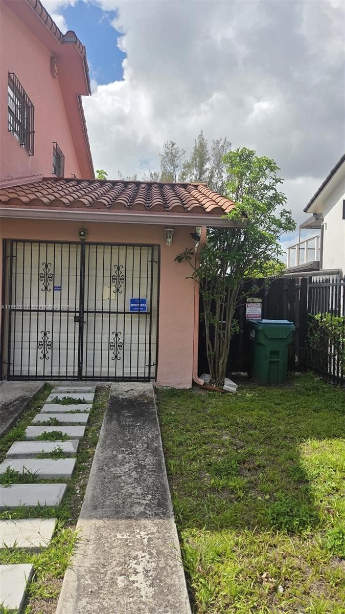 12516 SW 9th Ter # 2, Miami FL 33184 photo 3