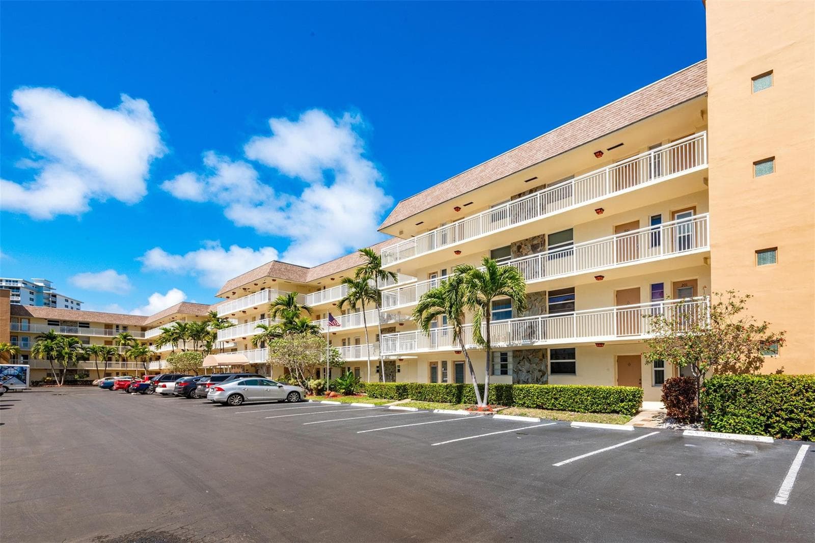 1891 S Ocean Drive # 207, Hallandale Beach FL 33009 photo 4