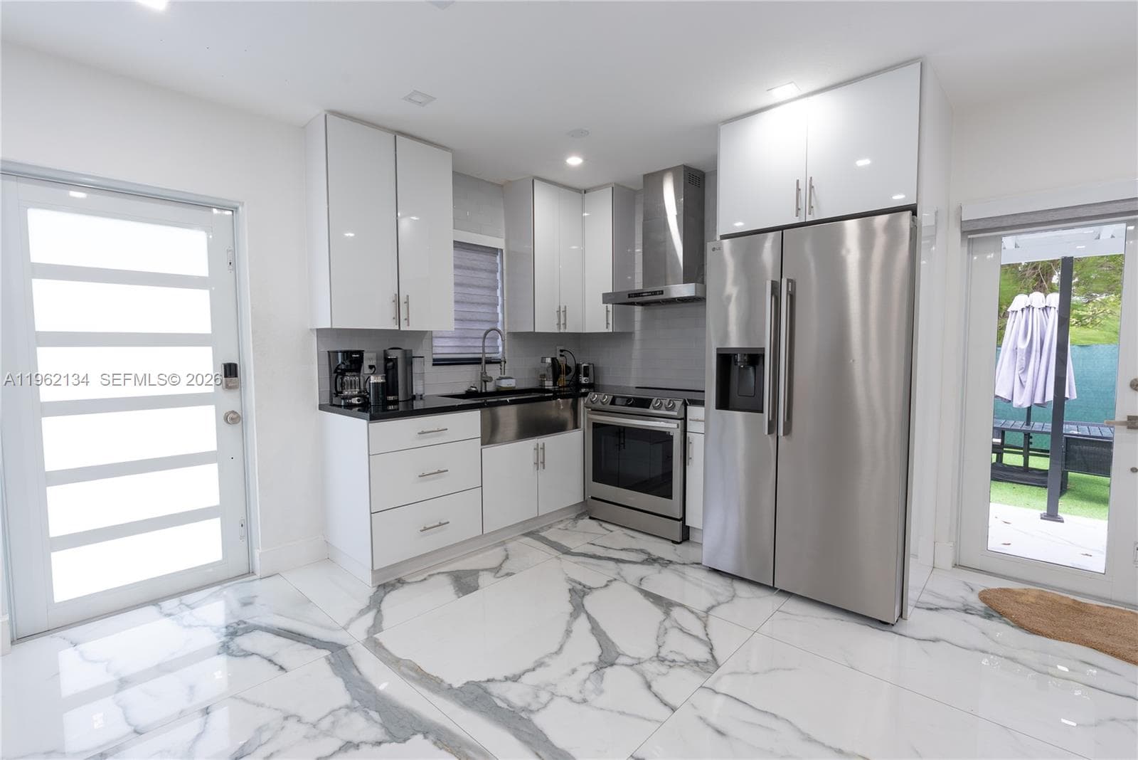 2840-2842 NW 13th St, Miami FL 33125 photo 5