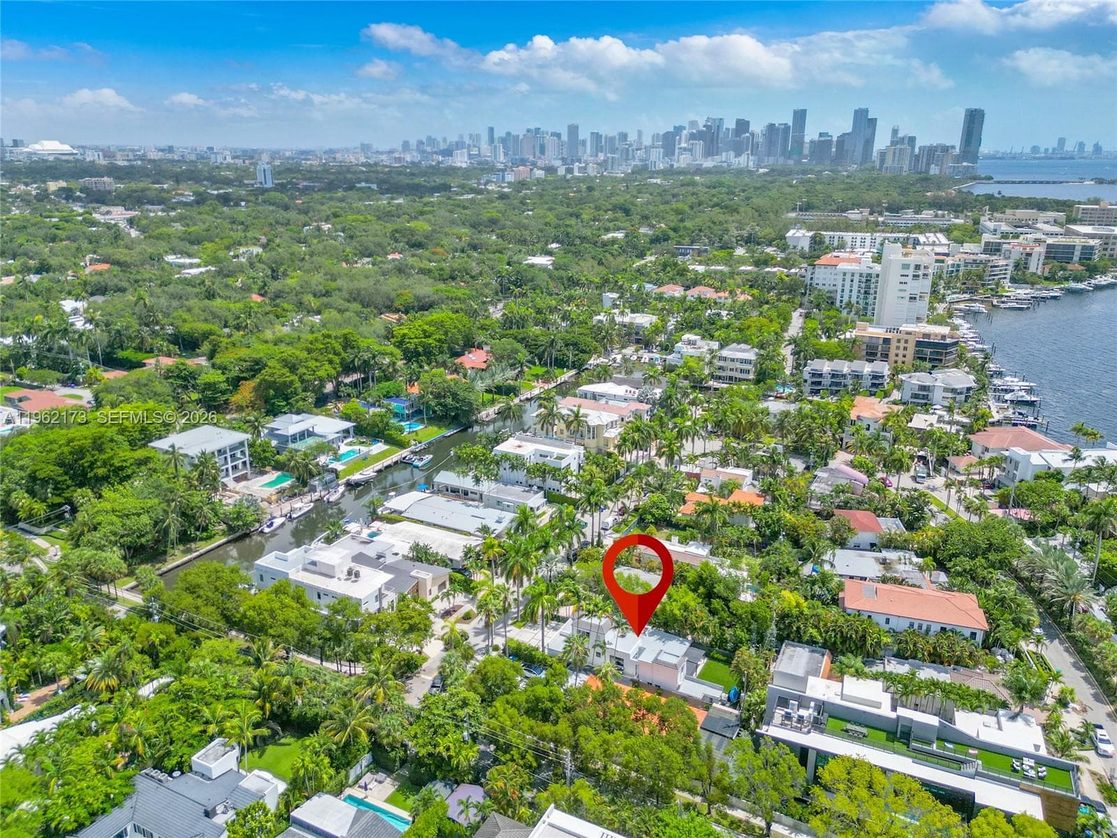 1826 Fairhaven Pl, Miami FL 33133 photo 3