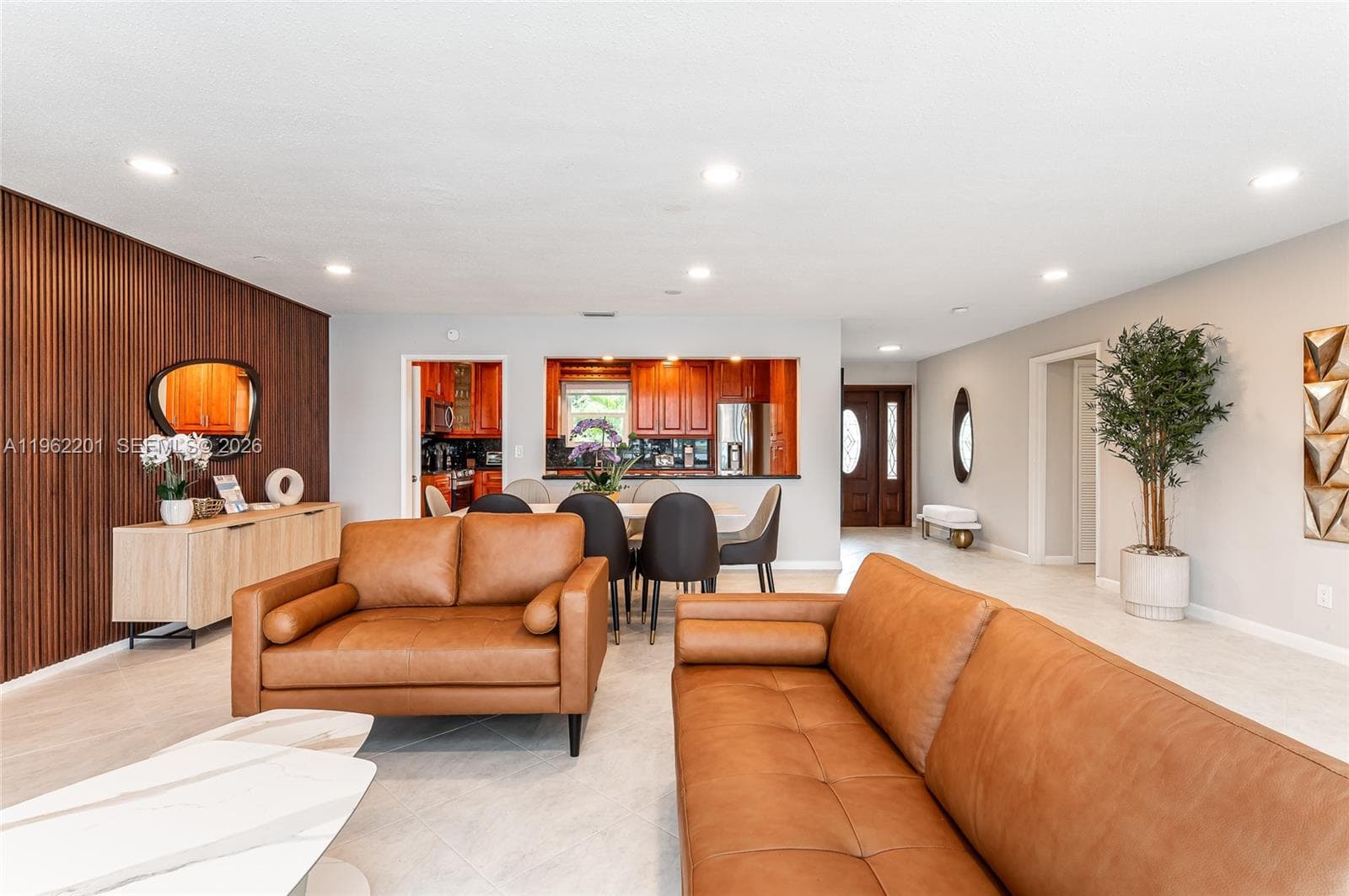 21320 NE 25th Court, Miami FL 33180 photo 4