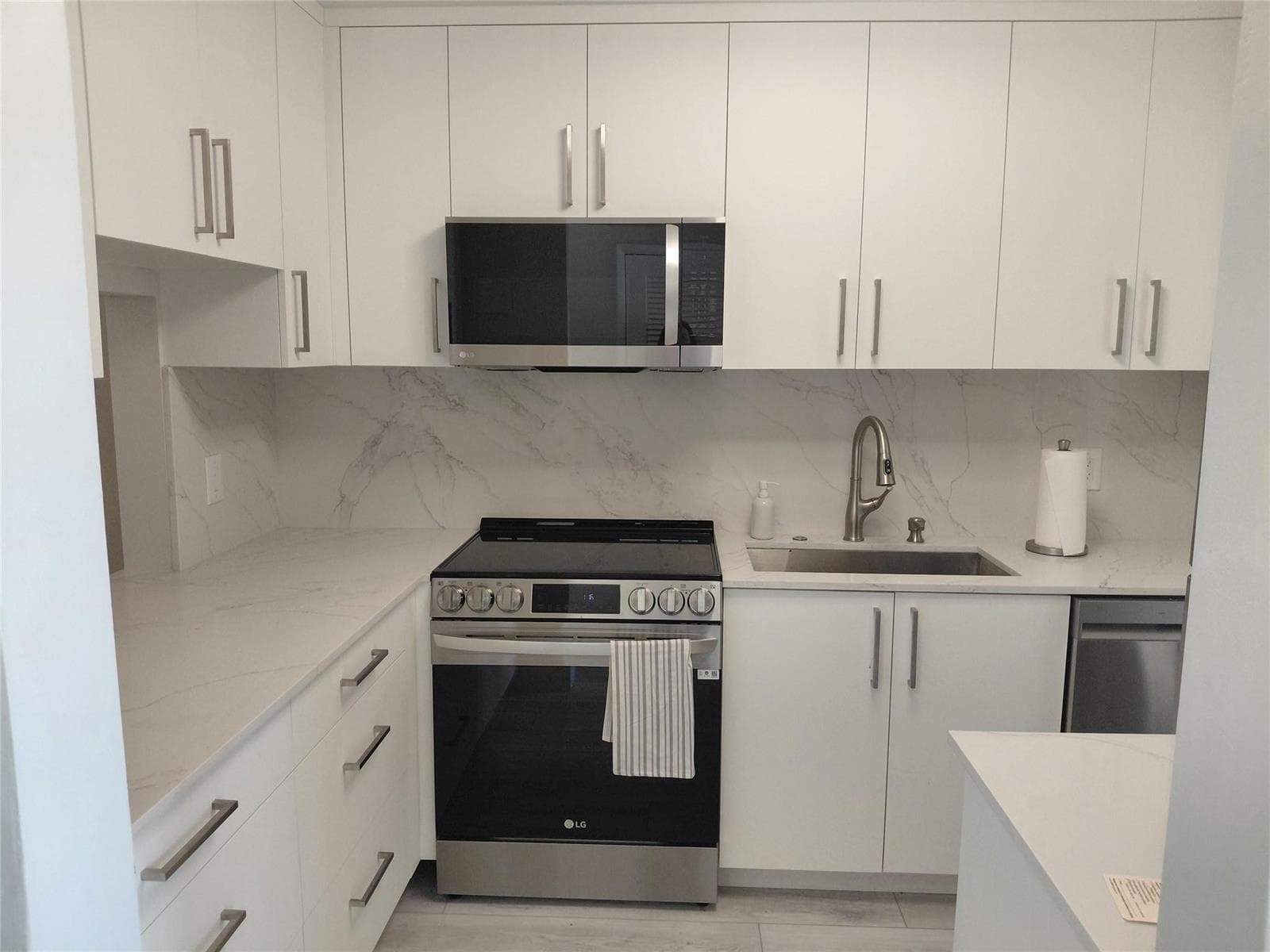 1951 NE 39th Street # 127, Lighthouse Point FL 33064 photo 2