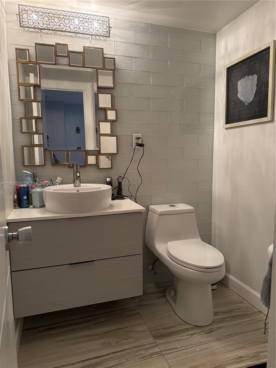 19370 Collins Ave # 1022, Sunny Isles Beach FL 33160 photo 5