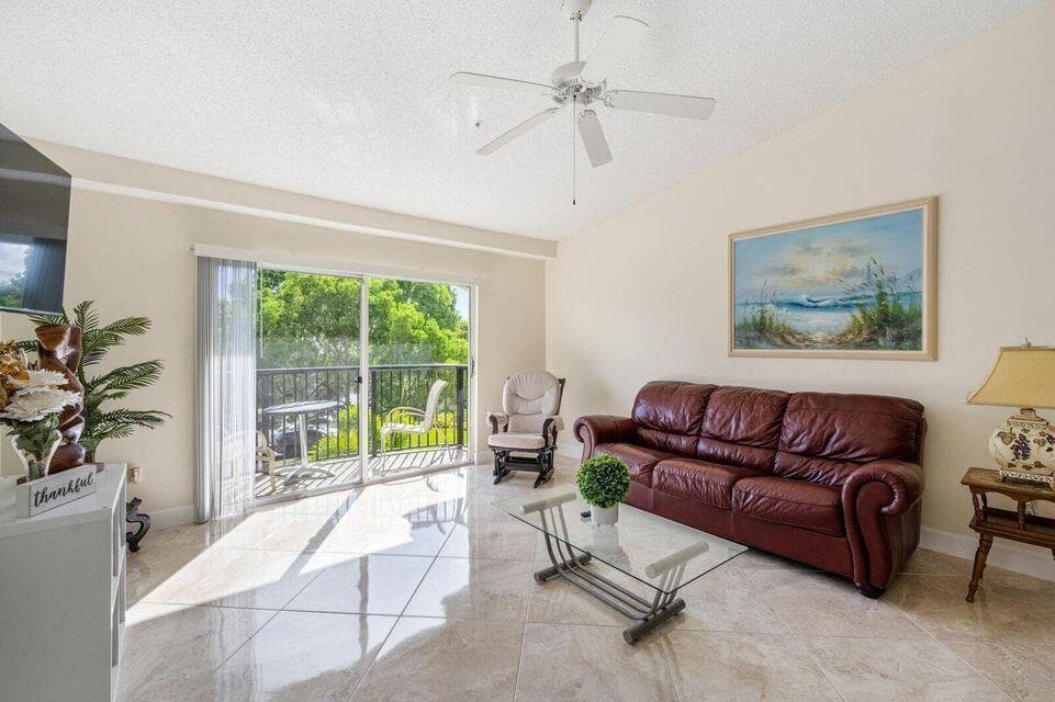 1100 Crestwood Court # 1110, Royal Palm Beach FL 33411 photo 3