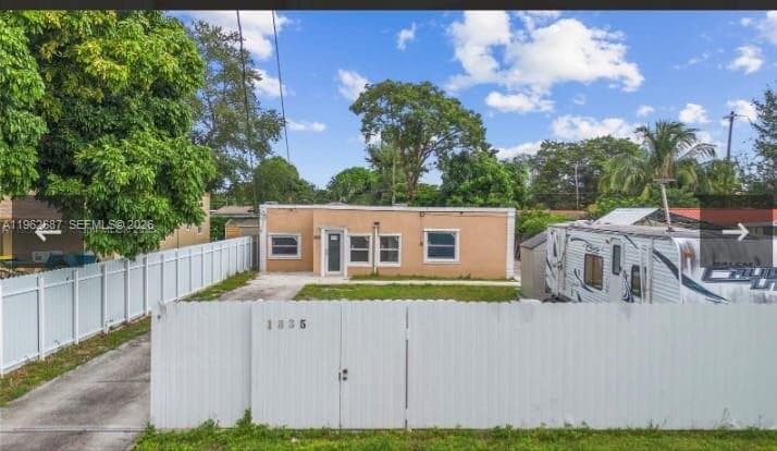 1835 NW 85th St, Miami FL 33147 photo 3