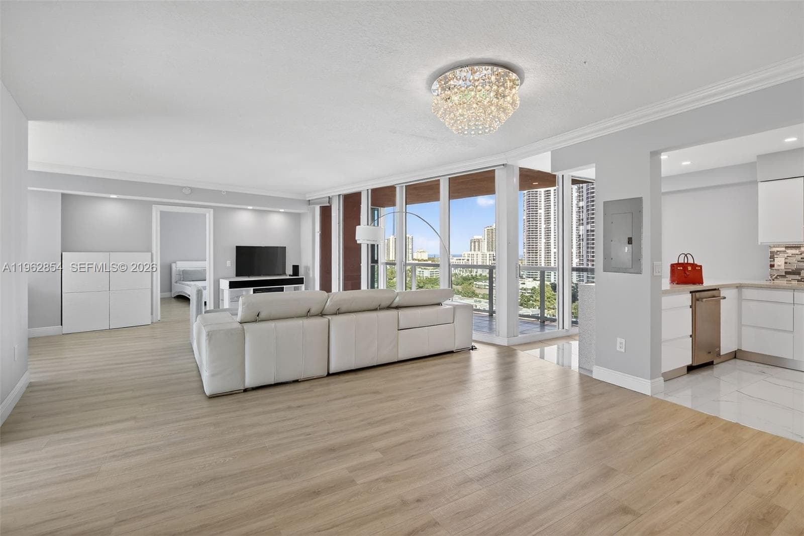 3370 Hidden Bay Dr # 1501, Aventura FL 33180 photo 2
