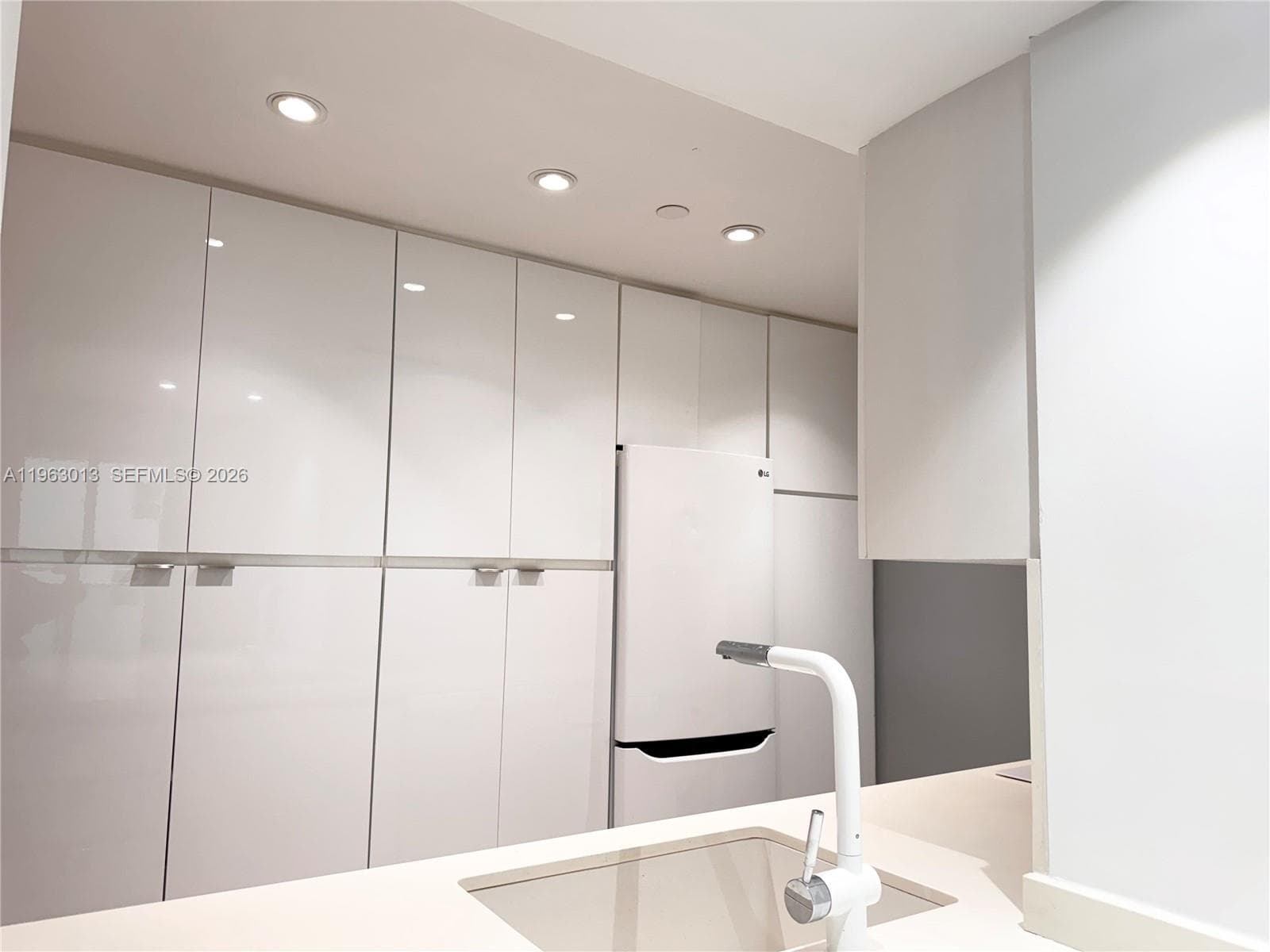 1200 West Ave # 1418, Miami Beach FL 33139 photo 3