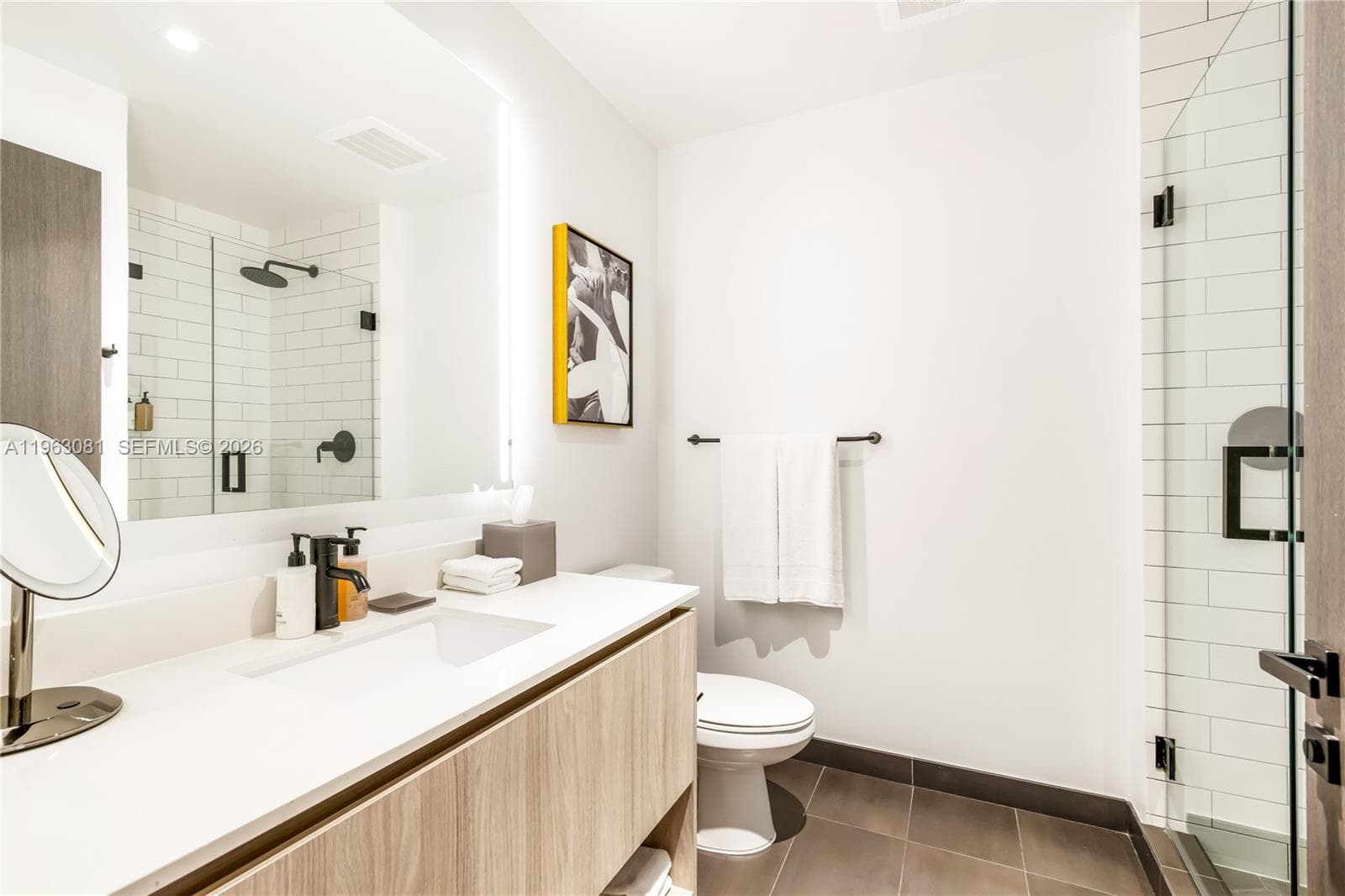 398 NE 5th St # 2116, Miami FL 33132 photo 4